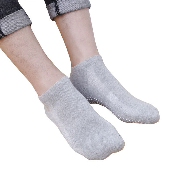 4 Pairs Men Cotton Non-slip Yoga Socks with Grips Breathable Anti skid Socks Low Cut Sports Socks for Gym Fitness Ballet Pilates